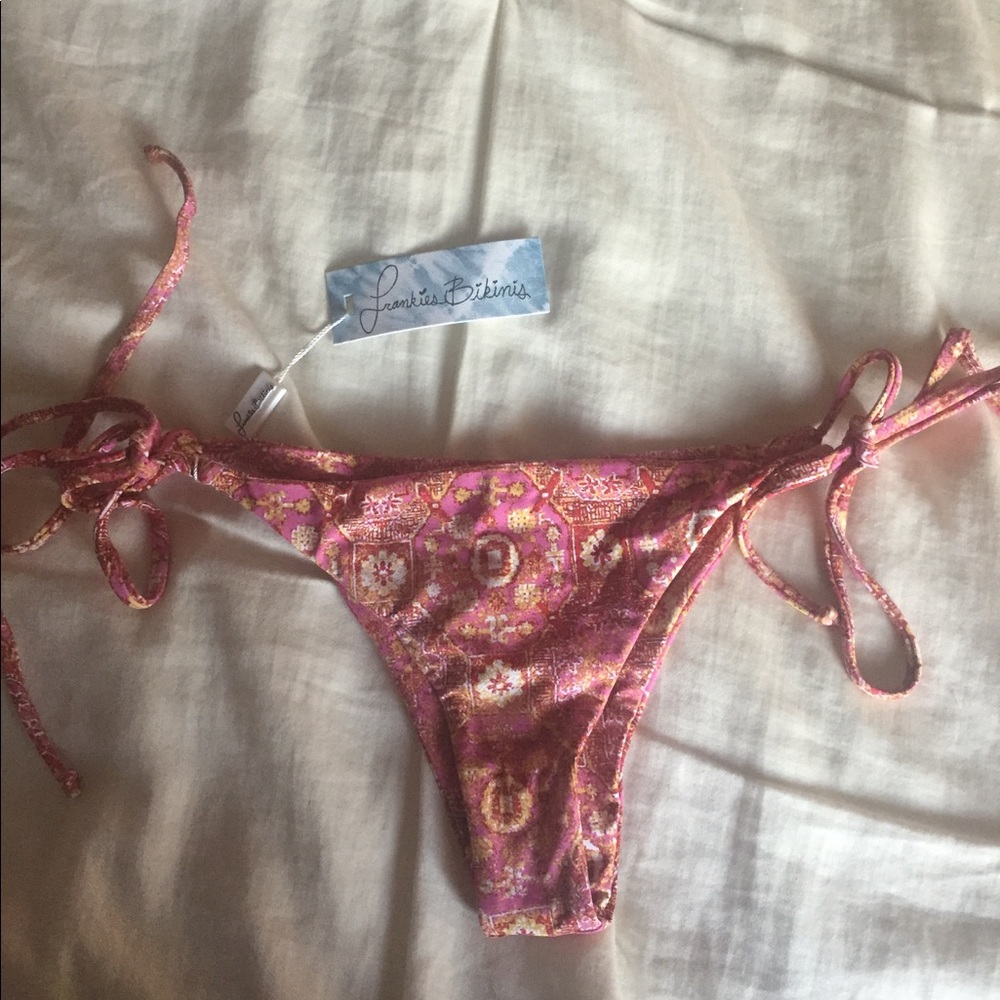 Frankie's Bikinis Pink bottoms brand new